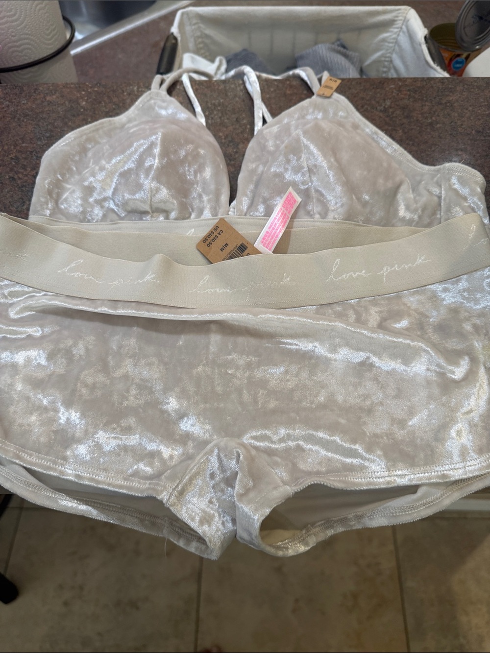 PINK Victoria's Secret Cream Velvet Bralette & Shorts Lounge Set medium nwt new